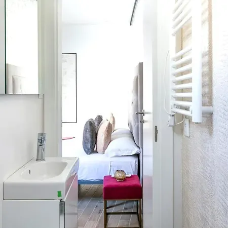 Chic Boutique Loft Апартаменти *